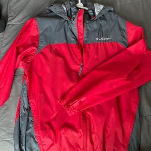 Columbia wind breaker